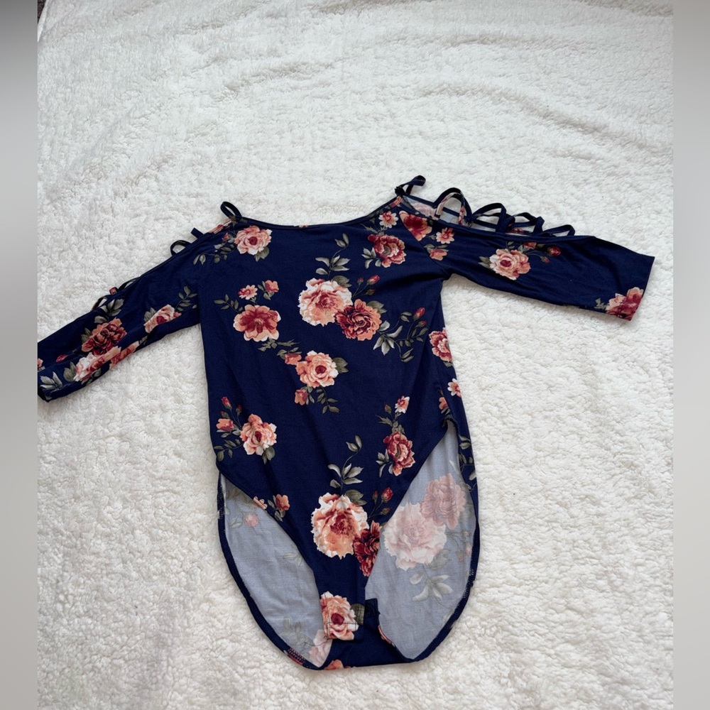 Rue21 Navy Blue Floral Bodysuit